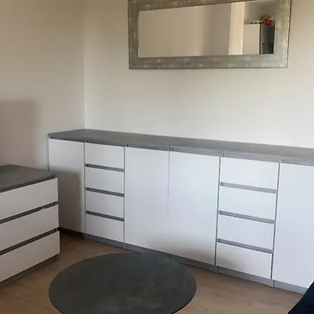 T2 Equipe Pour 4 Personnes En Bord De *