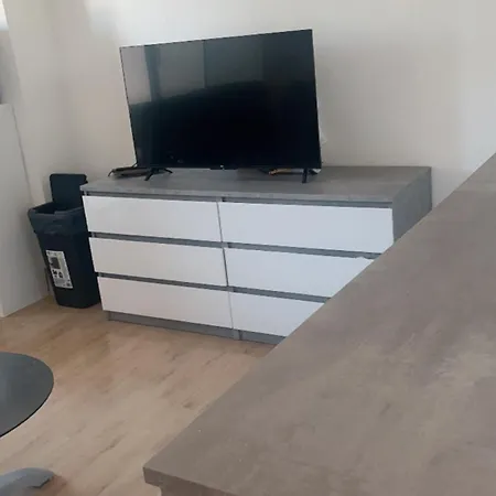 Apartment T2 Equipe Pour 4 Personnes En Bord De