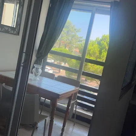 Apartment T2 Equipe Pour 4 Personnes En Bord De